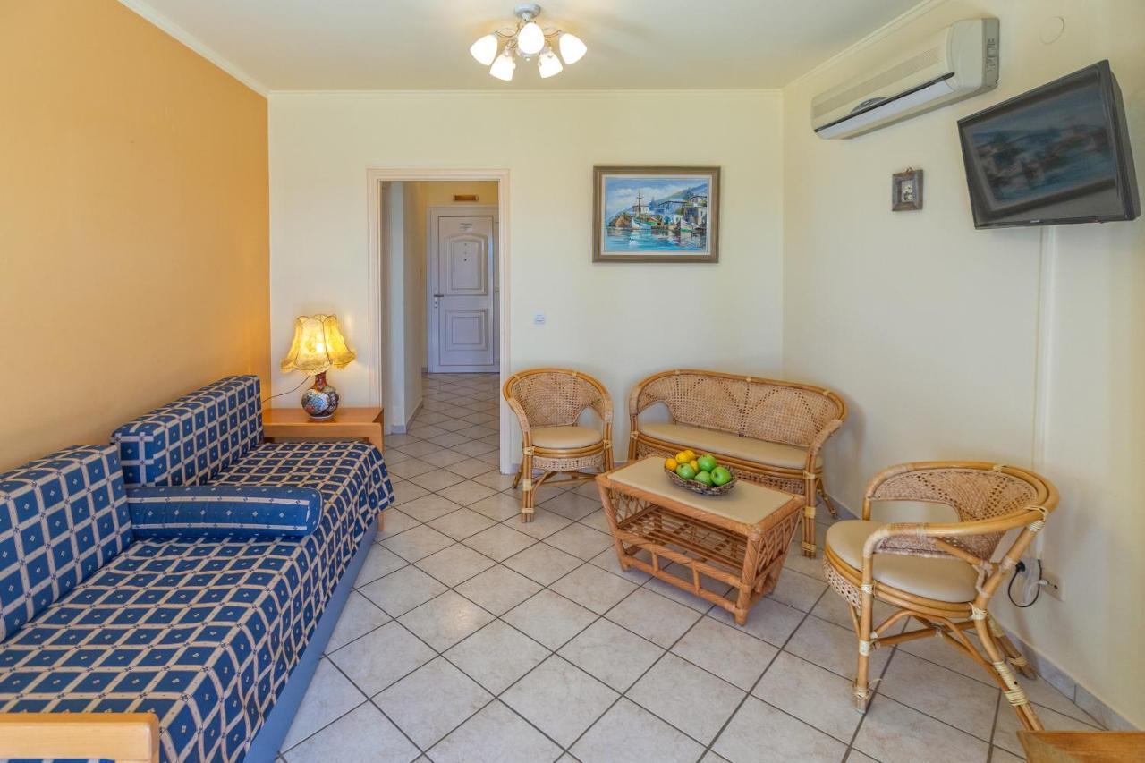 Garbis Villas & Apartments ロウダータ エクステリア 写真