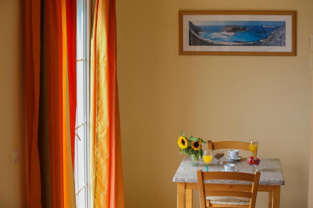 Garbis Villas & Apartments ロウダータ エクステリア 写真