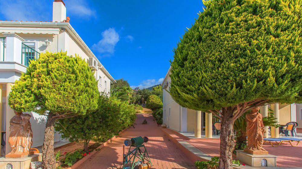 Garbis Villas & Apartments ロウダータ エクステリア 写真